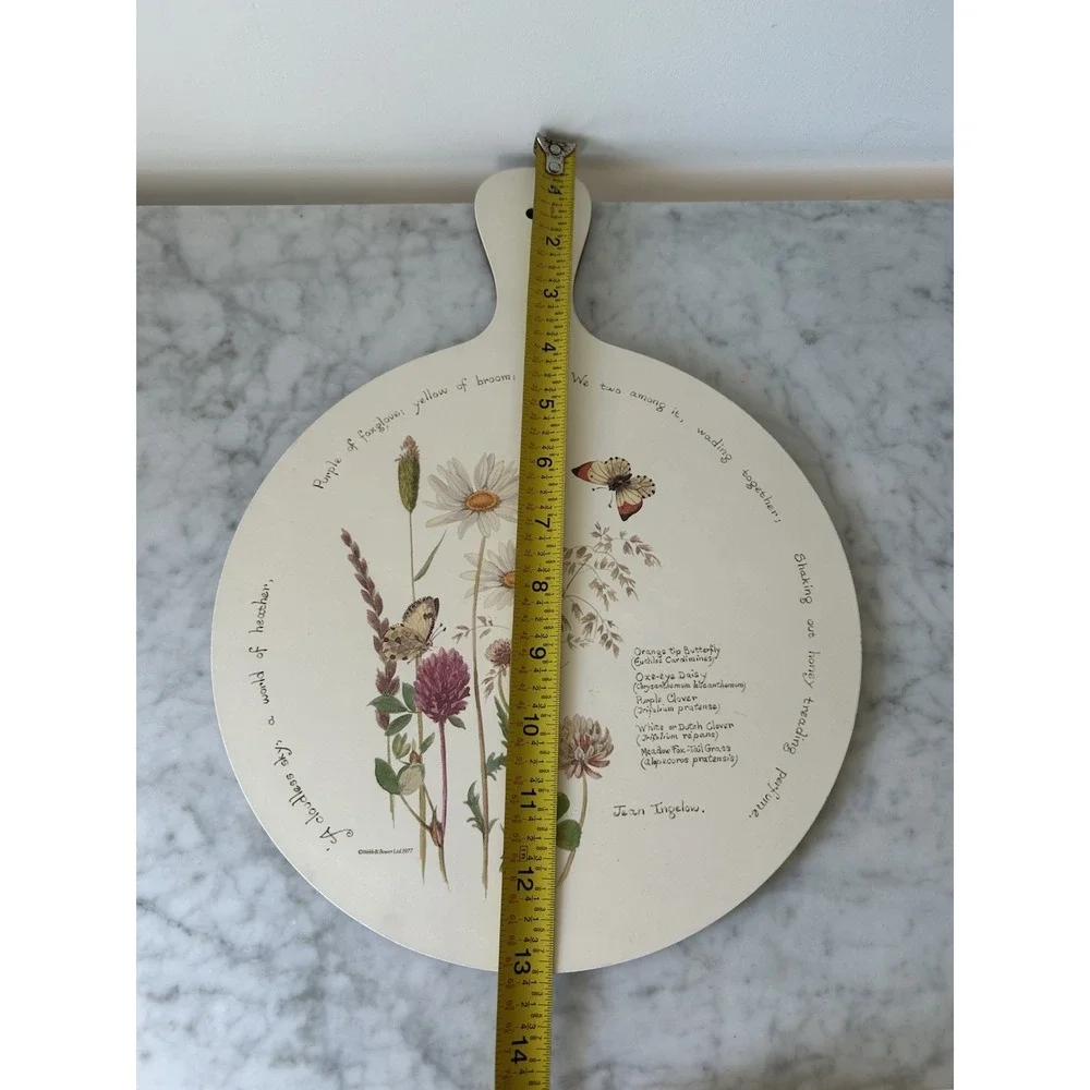 Webb & Bower Floral Round Wood Cutting Board With Handle, 12-Inch, Vintage